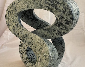 Escultura de Jazz de Serpentinita Tallada a Mano: Arte Abstracto Minimalista en Piedra, Decoración Única para el Hogar, Pieza Única