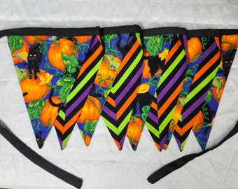 Bunting Flags 9 Flags- 6' Halloween Decor Black Cat Pumpkins Stripes