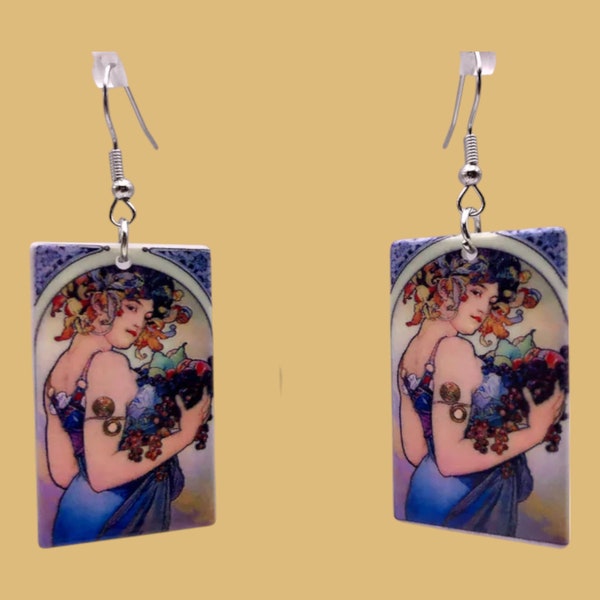 Boucle d’oreille résine bleu Alphonse Mucha art déco nouveau femme fleur ancien vintage rétro