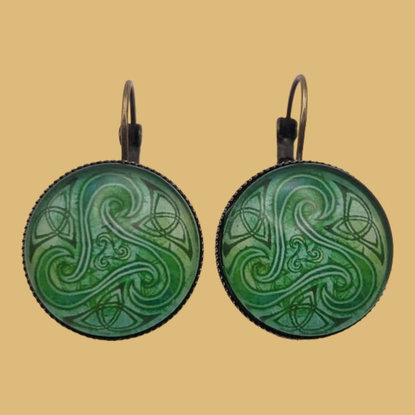 Cabochon earring antique bronze green triskele triskele Breton Celtic