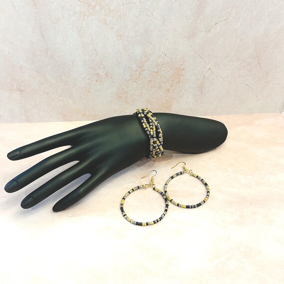 Twisted Beaded Cuff Bracelet & Hoop Earring and Set  display picture 1