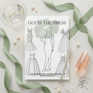 Puede incluir: Una tarjeta de juego para la despedida de soltera titulada "Adivina el vestido" con ilustraciones de vestidos de novia. La tarjeta está rodeada de copas de champán, perlas, un bolígrafo y una cinta verde salvia. El texto de la tarjeta dice: "¿Puedes adivinar lo que la novia usará en su gran día?"