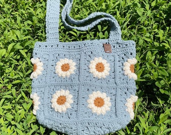 Tutoriel de grand sac fourre-tout carré grand-mère à motif marguerite