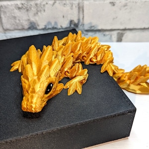Gemstone Dragon - Dragon Baby "Gemstone" - movable desk toy Fidget 3D Decoration Dragon approx. 24 cm