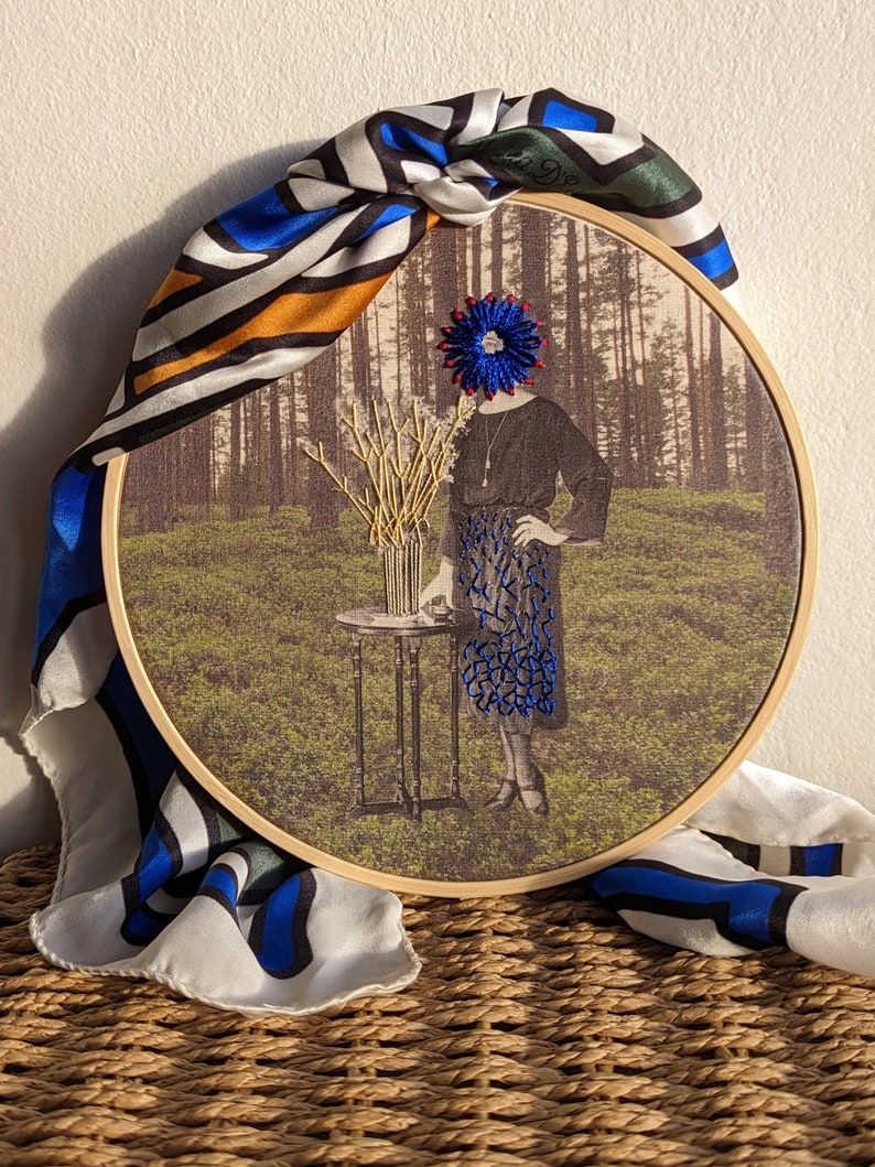 Modern photo embroidery, Handmade embroidery hoop, Handmade wall decoration image 3
