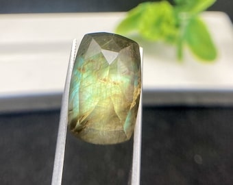 Labradorite Faceted Gemstone, 20x13x9mm Natural Semi Precious Gemstone For Jewelry Making, Western Style Jewelry & Boho Accessories 684