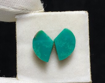 Gorgeous Natural Hubei Turquoise Pair Cabochon, The Stone Is Typically Stabilized To Enhance Durability Ideal For Jewelry, 11x8x3MM, 4.8ct.