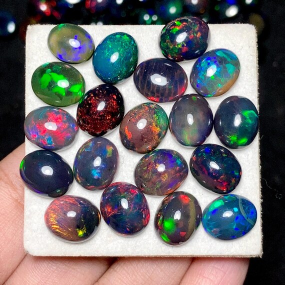 ブラックオパールカボション 約9 x 11 mm 楕円形宝石、天然マルチ 