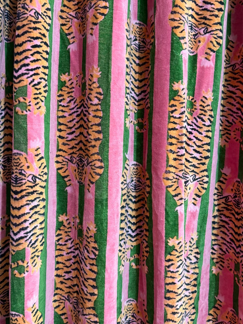 Tibetanska tigersammetsgardiner | Gröna rosa randiga lyxiga bomullsgardiner bild 8