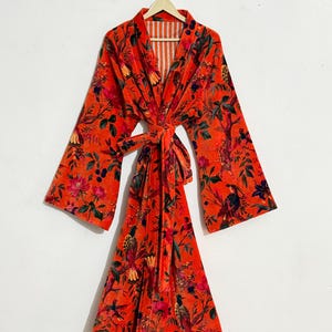 Bata de terciopelo estilo bohemio con mangas acampanadas, kimono vaporoso de estilo místico para mujer, ropa de estar por casa gótica victoriana, bata nupcial con mangas acampanadas espectaculares.