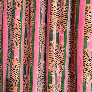 Tibetanska tigersammetsgardiner | Gröna rosa randiga lyxiga bomullsgardiner bild 14