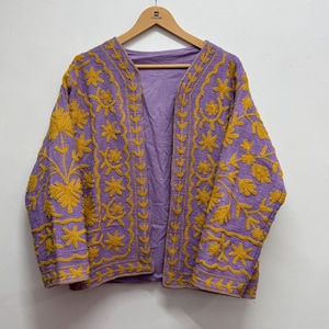 Suzani Stickerei Jacke, Baumwolle Suzani Mantel, Winter tragen Jacke Mantel, Suzani kurze Jacke Bunte ethnische Hand bestickte Jacke für Frauen