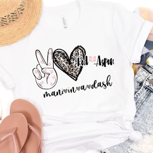 T-shirt Red Aspen, Mani in een streepje, druk op nagels, thuiswerken, doe-het-zelfnagels, vrede, liefde, Red Aspen, shirts voor Red Aspen-ambassadeurs