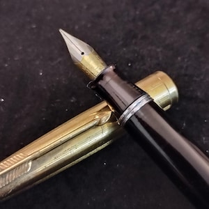 Penna DUAL NIB Japanese Novelty / Anni '40 Jp. Parker Copy - Penna stilografica vintage con 2 pennini / Con carica a bulbo funzionante / MFS-4 Flex a ~1,9 mm