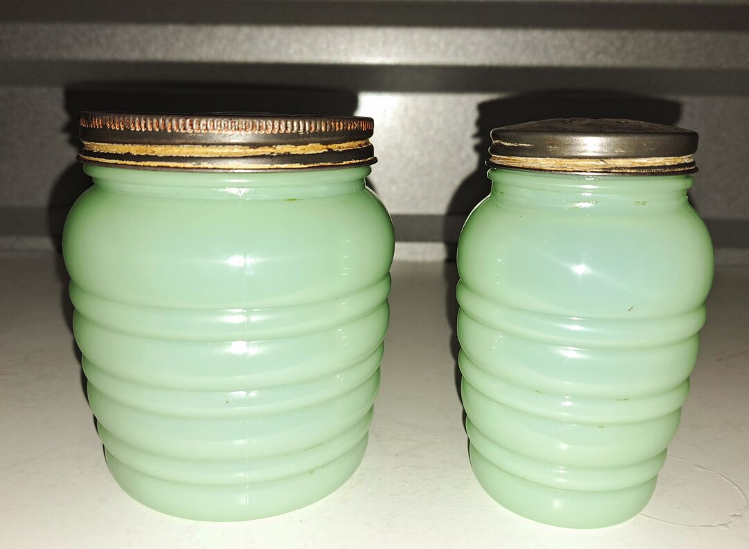 Vtg 1940s Jadeite Beehive Grease Jar and Shaker Original Metal Etsy