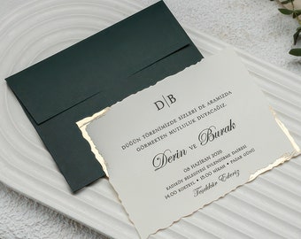 Personalisierte Antwortkarte für Hochzeit mit QR-Code, elegante elfenbeinfarbene Antwortkarte mit Goldrand + grüner Umschlag (10 cm x 13,5 cm)
