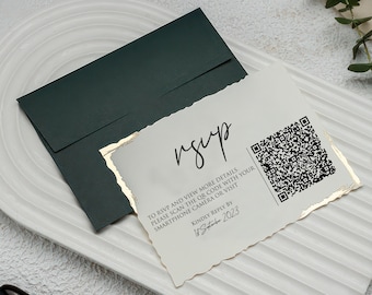 Custom RSVP Card with QR Code for Wedding, Elegant Ivory RSVP Card and Gold Border Detail + Green Envelope (3.9” x 5.3” or 10 cm x  13,5 cm)