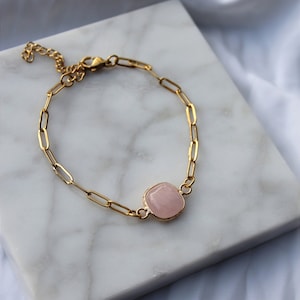 Gemstone bracelet gold / rose quartz bracelet / boho bracelet gold / fertility pregnancy bracelet / healing bracelet with stone