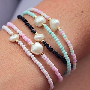 Pearl bracelet pastel large freshwater pearl, boho bracelet stackable, bracelet set combinable, romantic pearl bracelet gold, delicate bracelets