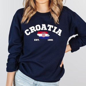 Sweatshirt, Croatia sweatshirt, Croatia gift, Croatia, hrvatska, Croatia gifts, football, soccer, world curp 2022, long sleeve