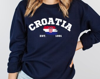 Croatia Sweatshirt: Hrvatska Football Soccer Gift