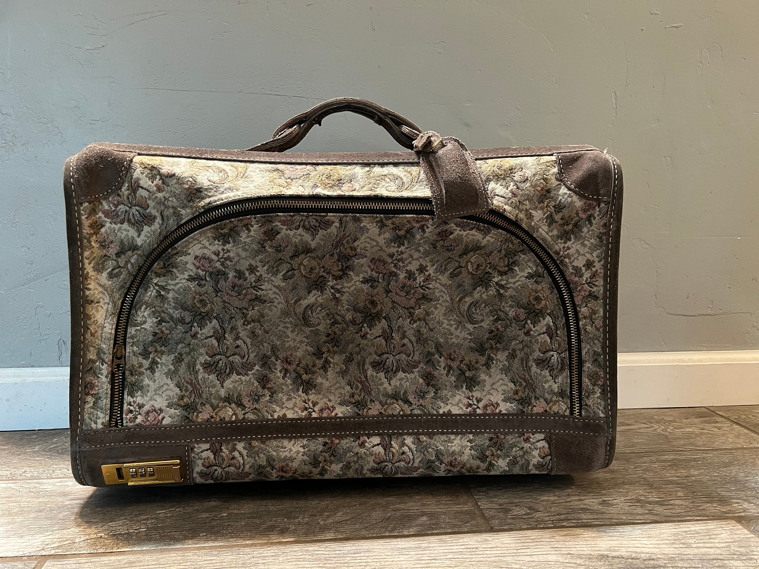 Vtg French Luggage Co Floral Tapestry & Suede Leather 