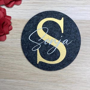 Personalisierte Filzuntersetzer als wieder verwendbare Gastgeschenke für Eure Hochzeit, Konfirmation Feier, Party, Geburtstag, JGA mit Namen