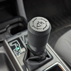 Toyota Tacoma Shift Knob Tacoma Gear Shifter Truck Shift Knob Toyota Tacoma Accessories Custom Gear Shifter Custom Tacoma Shift Knob Truck Interior Decor Automotive Gift Custom Car Accessories for Toyota Tacoma Rugged Gear Shifter Upgrade for Tacoma