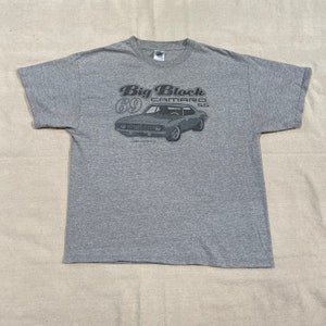 Vintage 00s Chevy Chevrolet Big Black 69 Camaro SS Car Hot Rod Convertible Graphic T-Shirt Gray XL