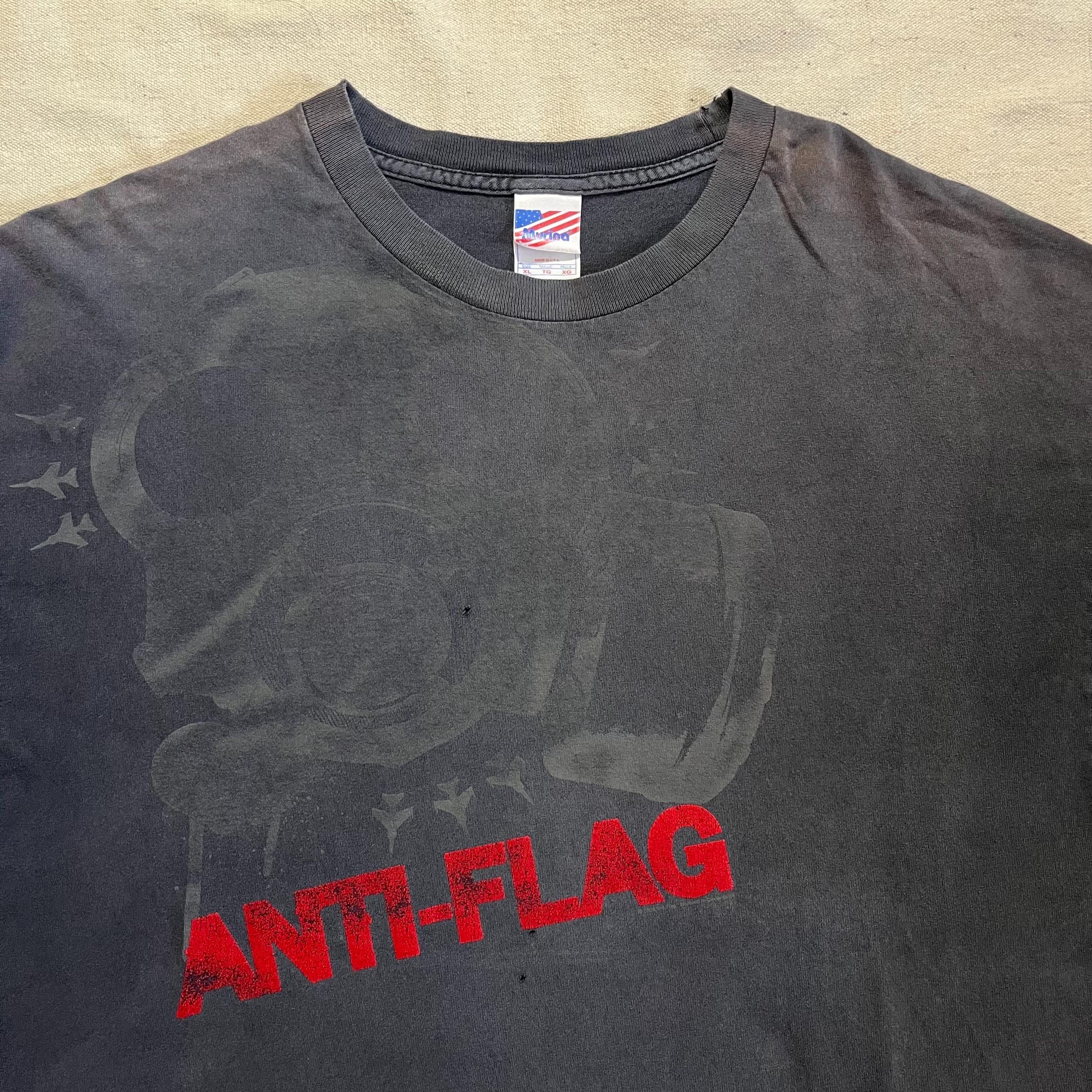 Vintage 00s Y2K Anti Flag Punk Rock Band Distressed Faded Graphic