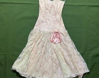 Vintage 80s/90s Women’s/Femme Gunne Sax Prom Cocktail Party Coquette Lace Dress Pink White