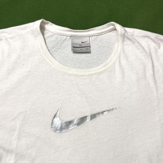 womens vintage nike t shirt