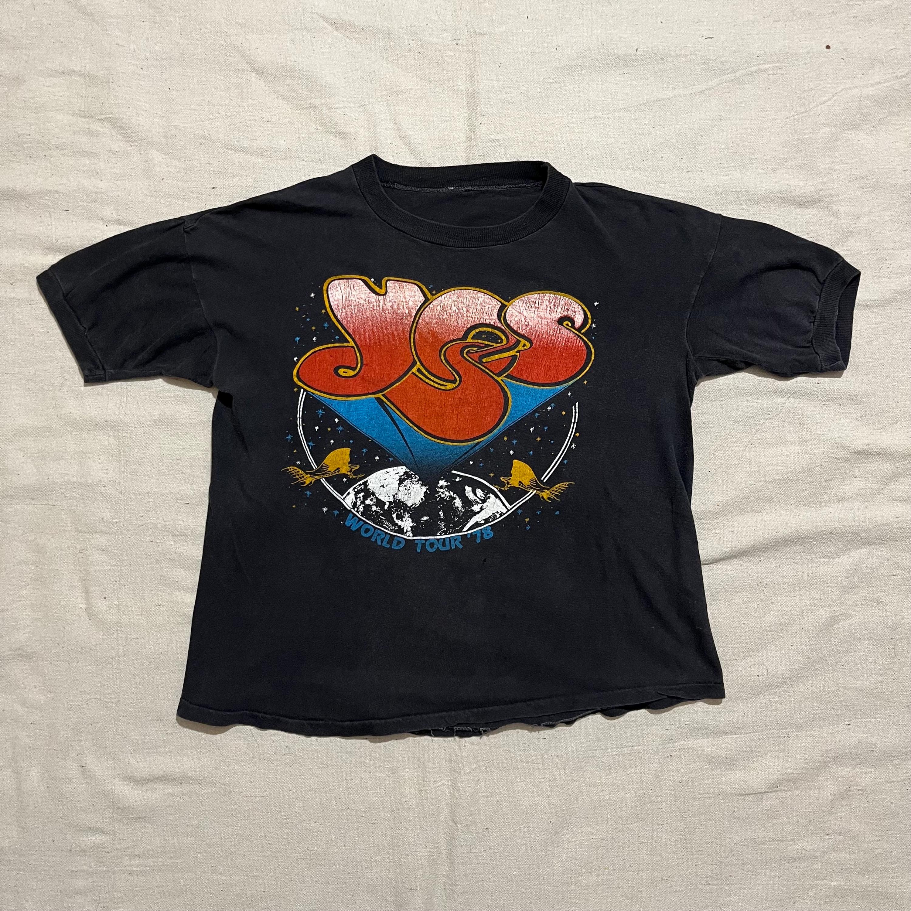 Vintage 70s 1978 Yes Band World Tour Rock Music Graphic T-shirt