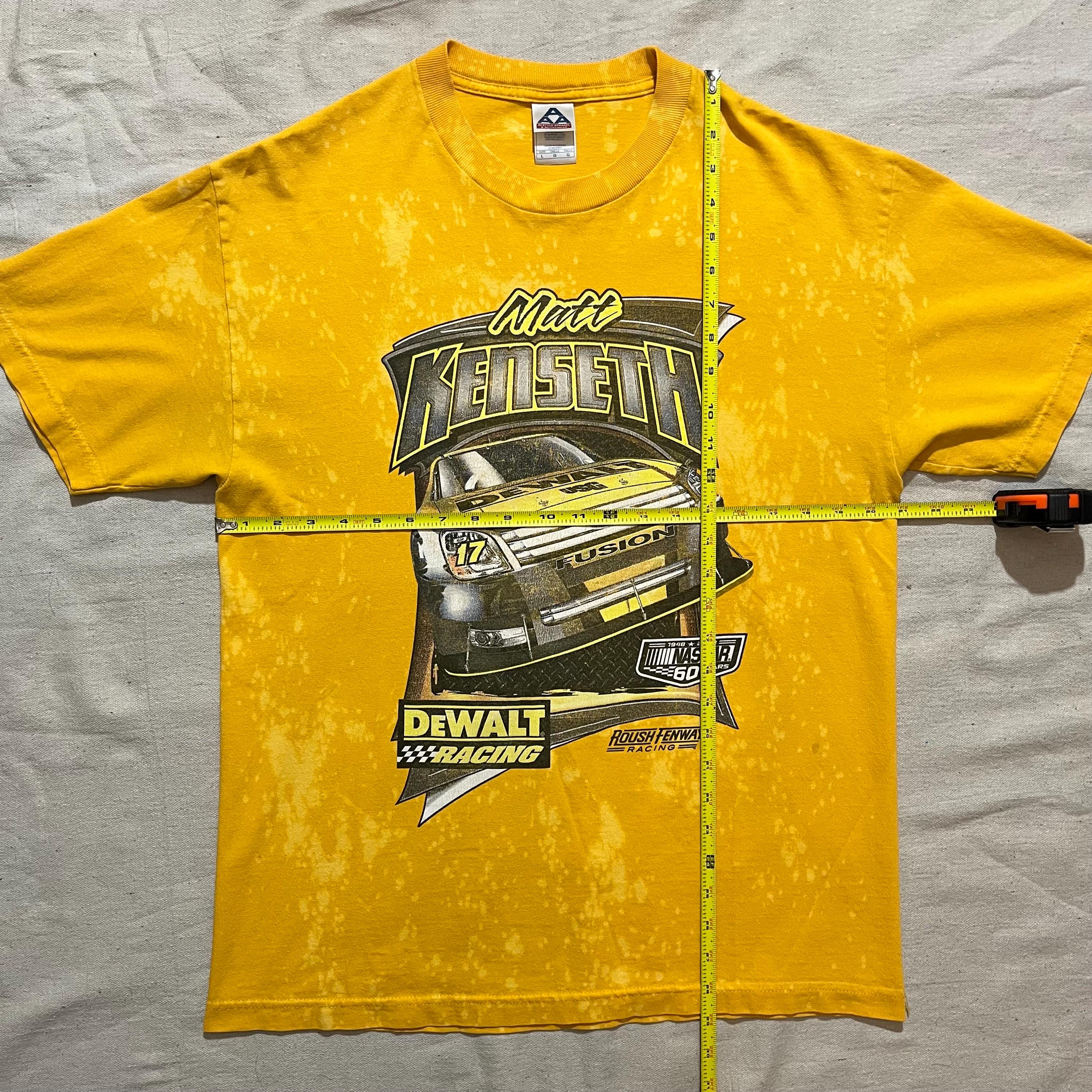 Vintage 00s Y2K Nascar Matt Kenseth Dewalt Racing Racecar Graphic