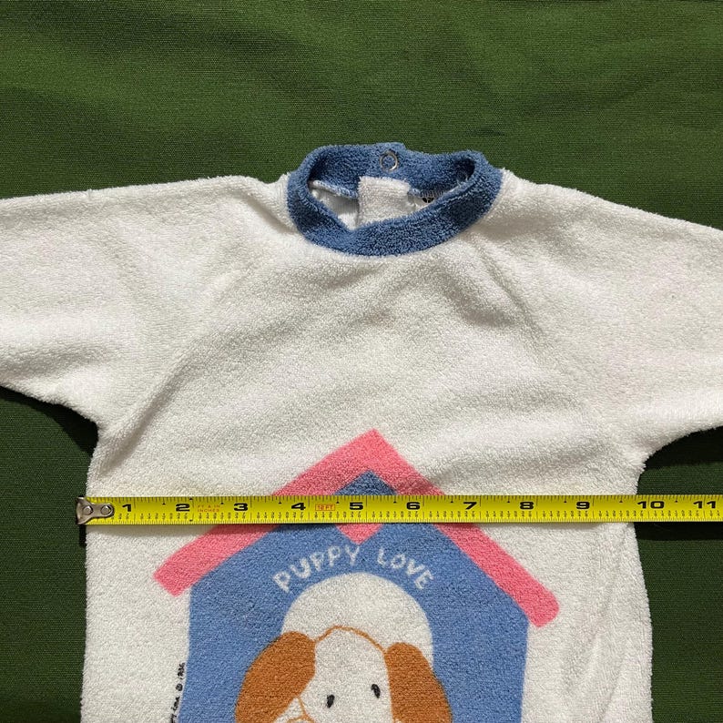 Curated visual reference: Gallery Detail: Vintage 70S Puppy Dog Terry Cloth Onesie Size Medium 14