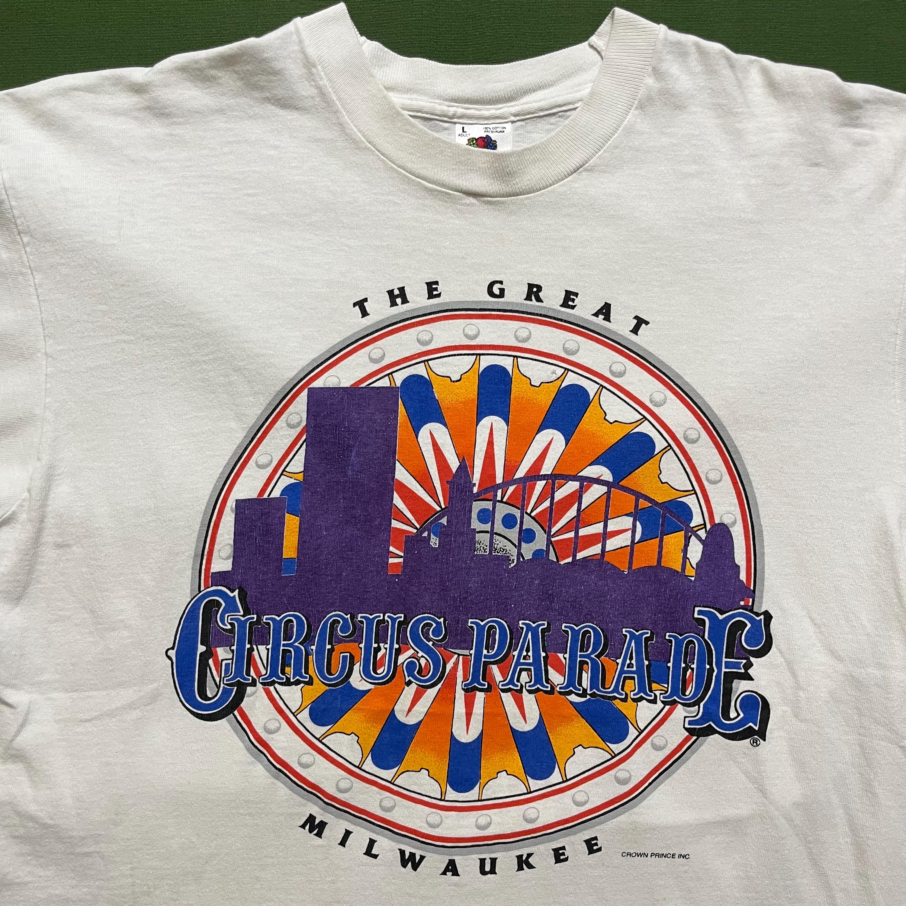 Vintage 90s Milwaukee Circus Parade T-shirt: Wisconsin Clown