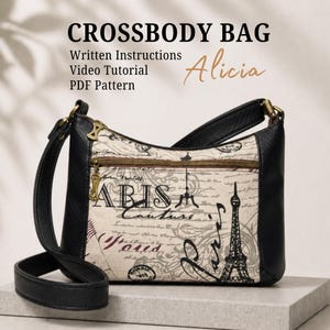 Peut inclure: Sac bandoulière noir et beige avec un thème parisien. Le sac présente une bandoulière et des côtés noirs, avec un panneau avant beige imprimé avec la Tour Eiffel et des inscriptions. Le sac a une fermeture éclair et une quincaillerie dorée. Le texte sur le sac se lit "Paris Couture".