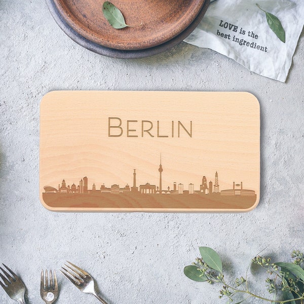 Schneidebrett individuell graviert mit der Skyline von Berlin, Hauptstadt Souvenir, Personalisiertes Geschenk