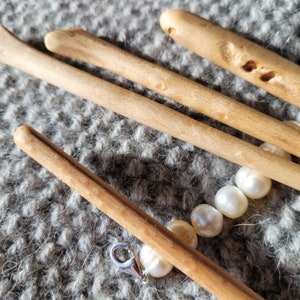 Handmade Birdseye Maple Hair Stick, Minimalistic 6" - 15cm, Pearl of the woods, Canadian wood, Sustainable