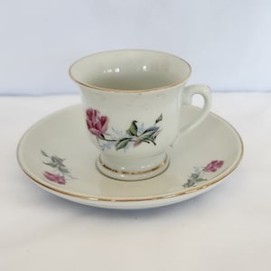 Demitasse cup and saucer roses with gold trim
