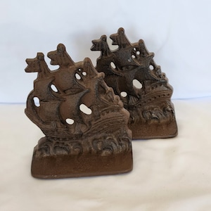 Vintage cast iron ship bookends