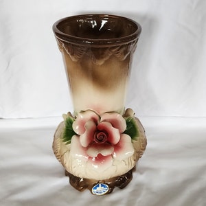 Nuova Capodimonte Vase with pink rose 12 inch