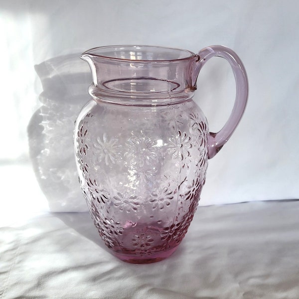 Vintage purple blown glass pitcher daisy pattern 9 3/4"