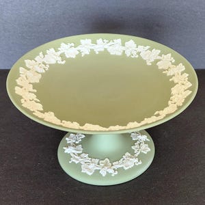 SIGNED sage green Jasperware pedestal dish by John Wedgwood England 1965 6 1/4 inch