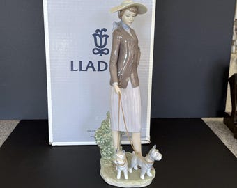 Große Lladro ""Walking the Dogs"" Rentner Figur #6760 mit Original Box 13 3/4" 2001."