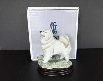 Lladro “this One's Mine” Boy With His Dogs #5376 Porcelain