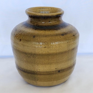 Vintage hand made studio pottery vase earth tone signed Don Murray 1974 6 inch