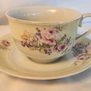 Vintage teacup and saucer MB Made in Occupied Japan