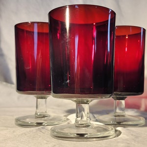 Luminarc Arcoroc Ruby Red Wine Goblets with crystal stem set of 3