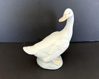 完璧な状態のリヤドロのヴィンテージガチョウの置物。13 cm x 11 cm。3